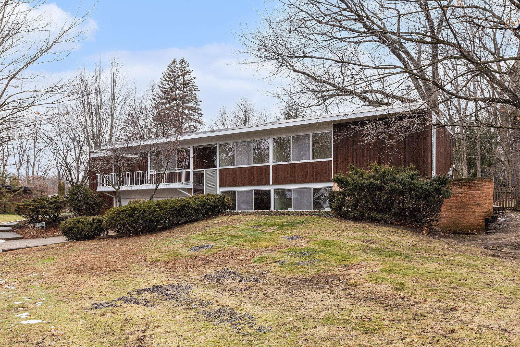 Ann Arbor, MI 48104,2427 Londonderry RD