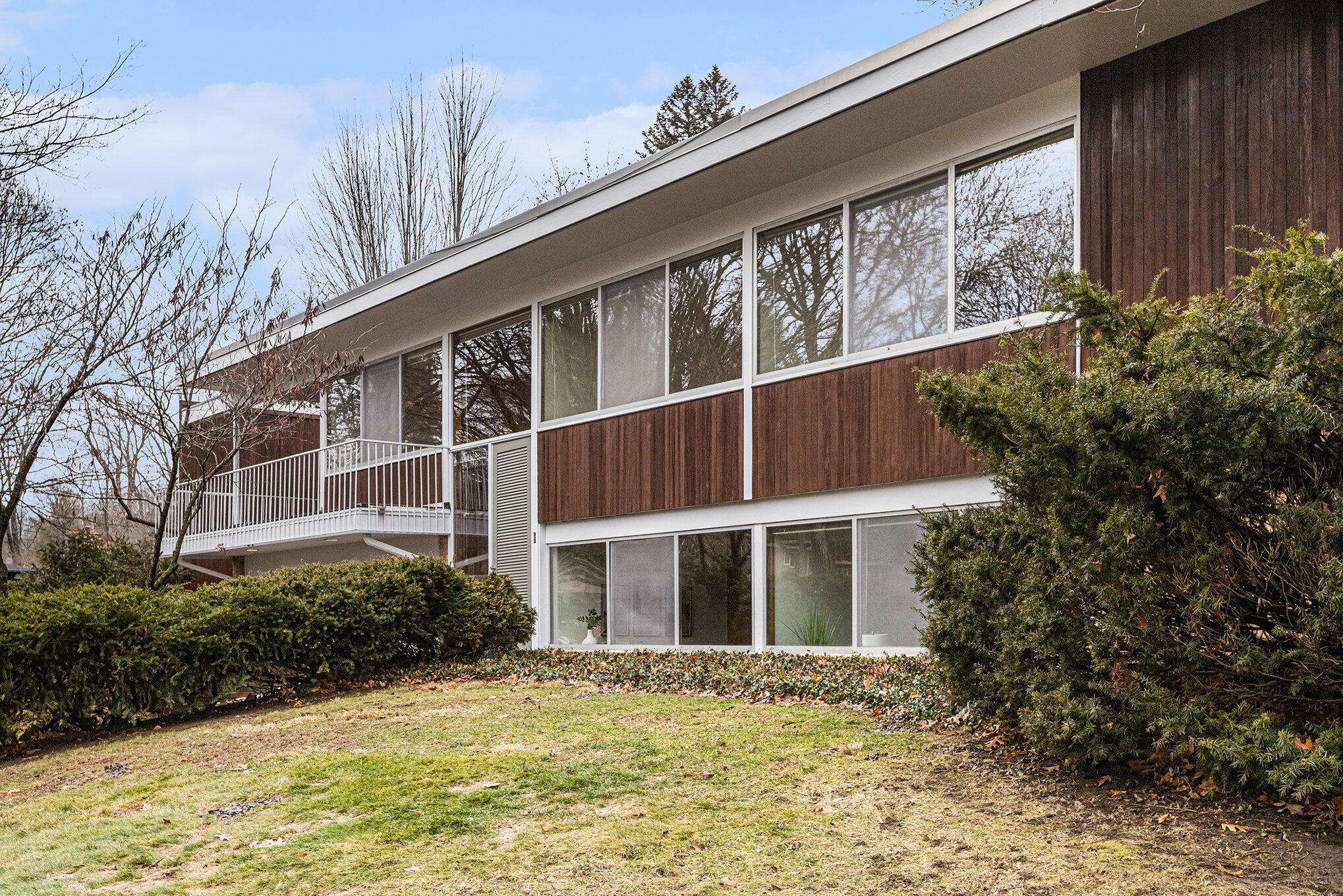 Ann Arbor, MI 48104,2427 Londonderry RD