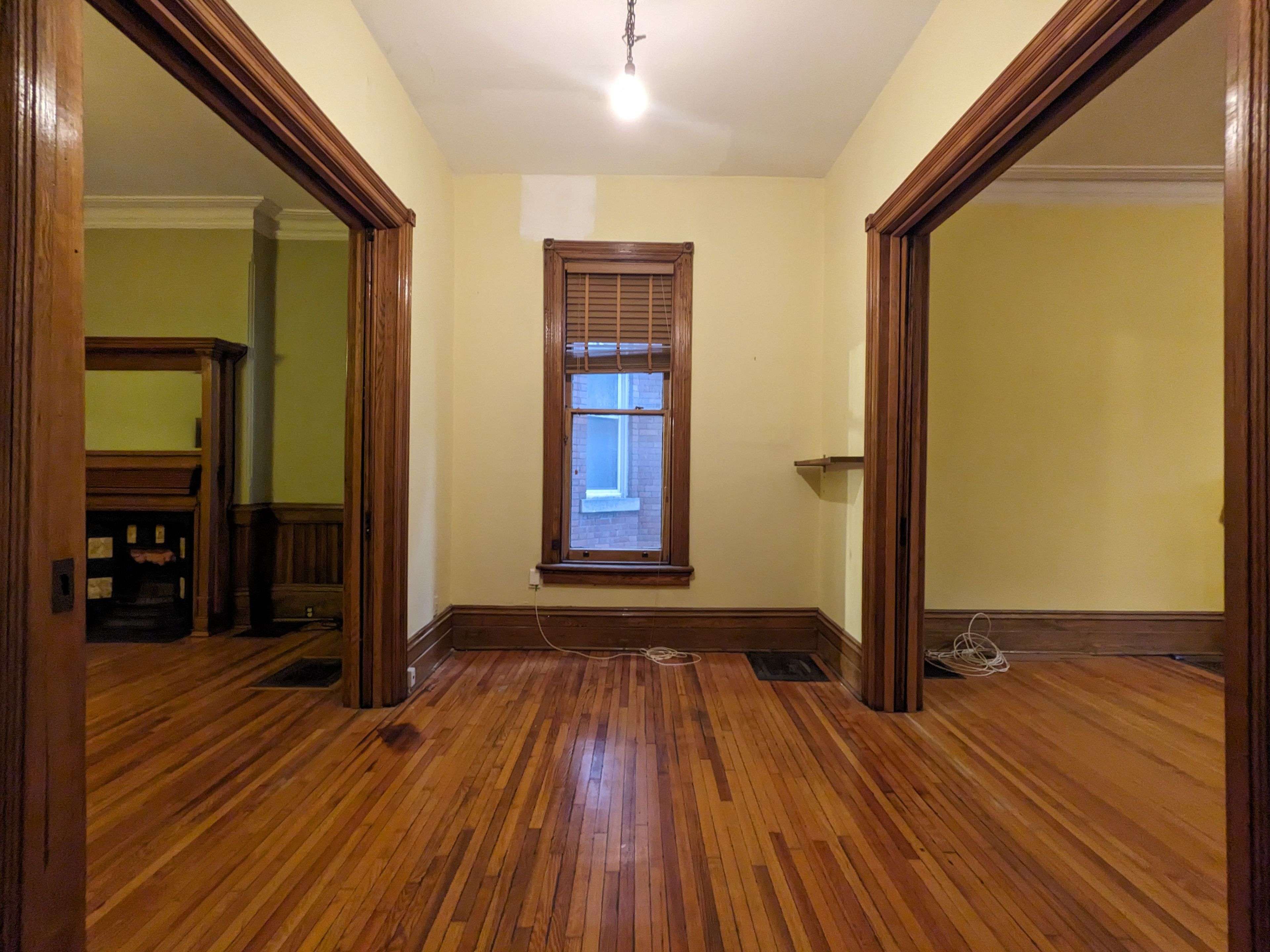 Toronto C02, ON M5R 2R7,600 Huron ST #Main