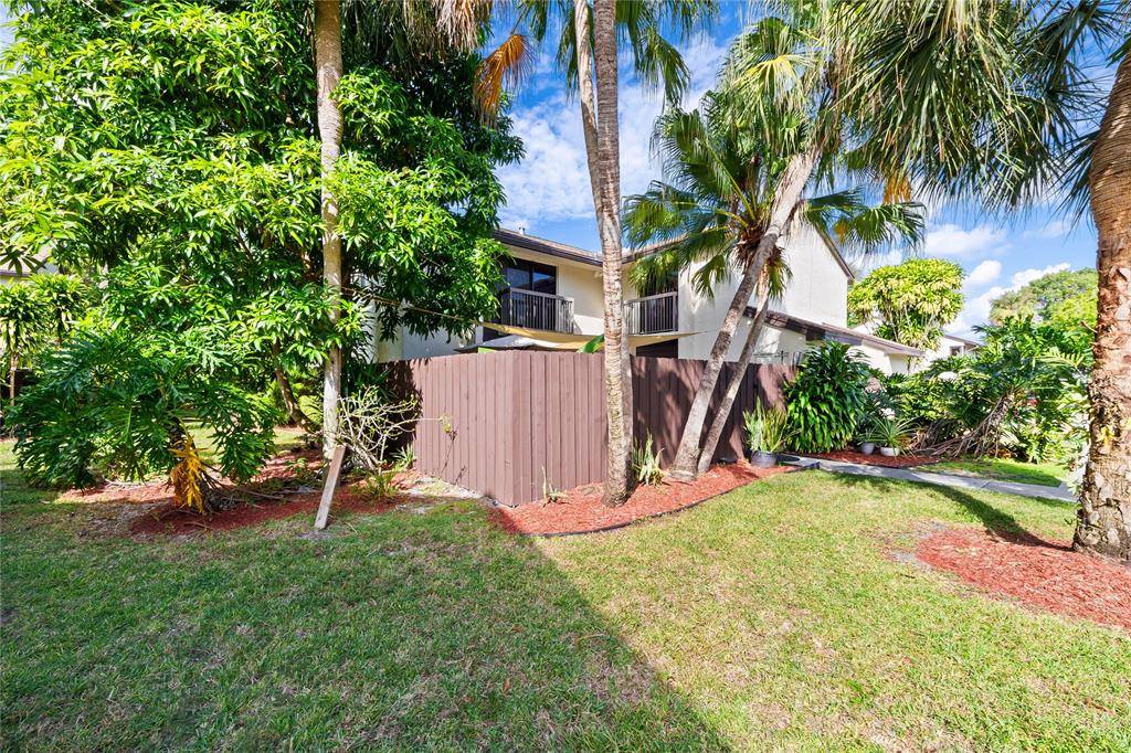 Coconut Creek, FL 33063,3387 Cocoplum Cir #3387