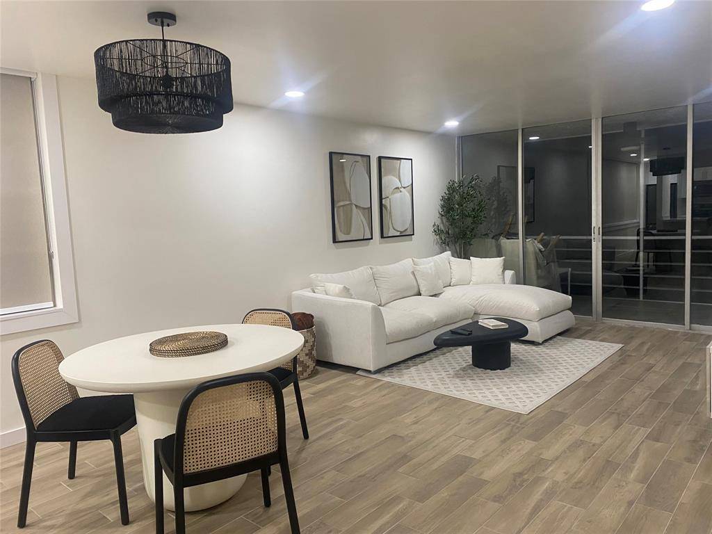 Davie, FL 33324,9471 Evergreen Pl #301