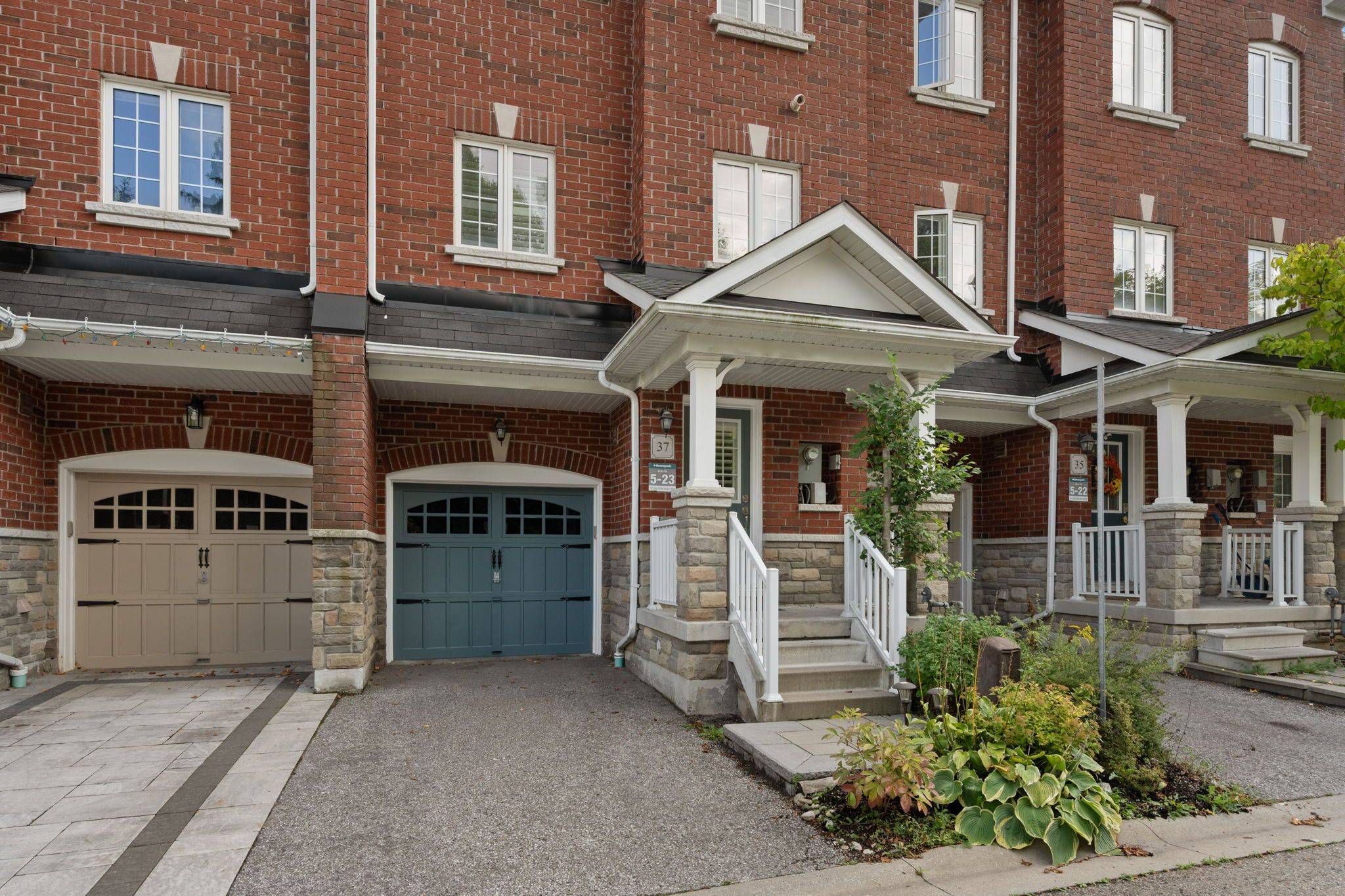 Markham, ON L3P 3J3,37 Eastern Skies WAY