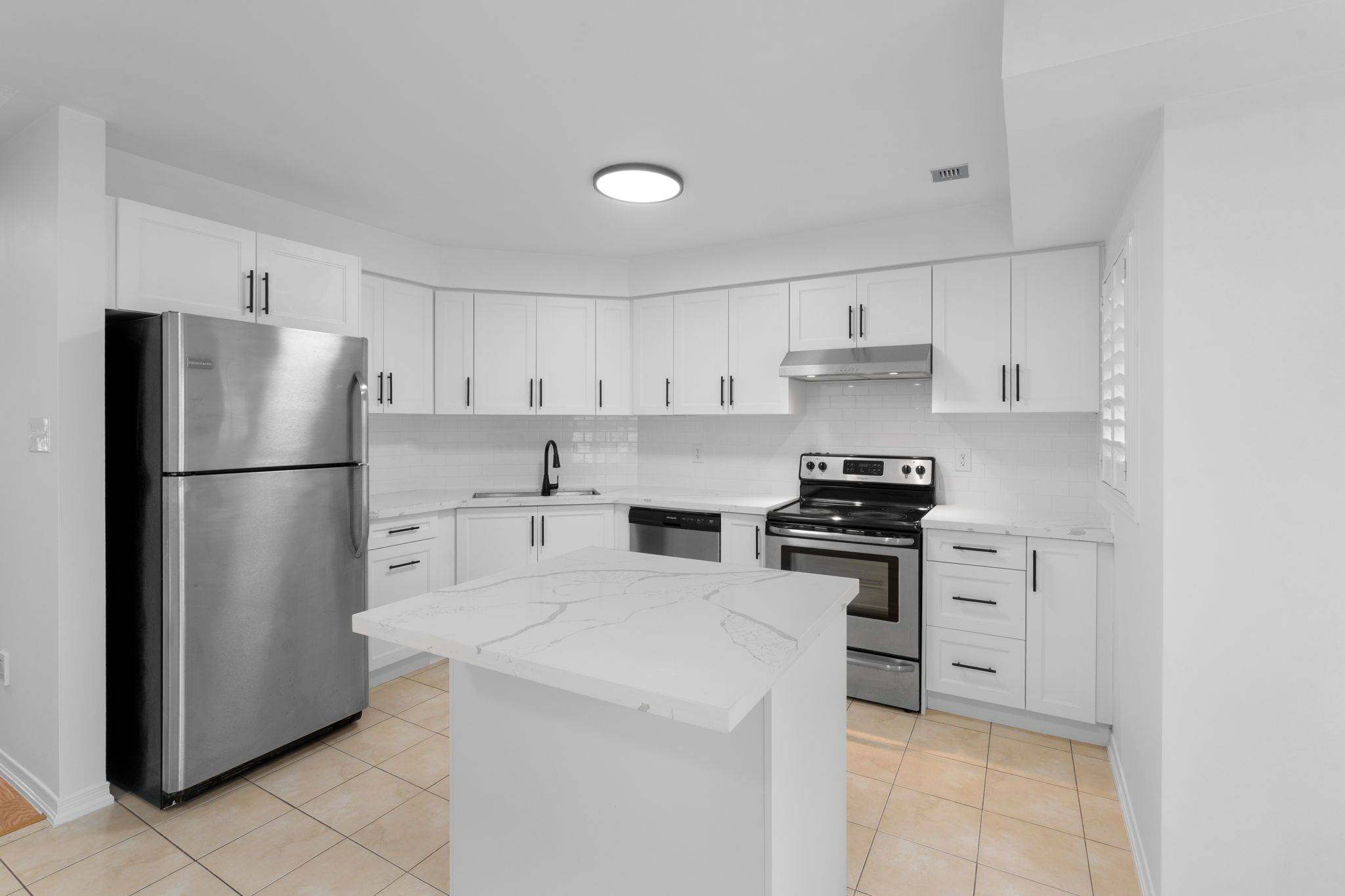 Markham, ON L3P 3J3,37 Eastern Skies WAY