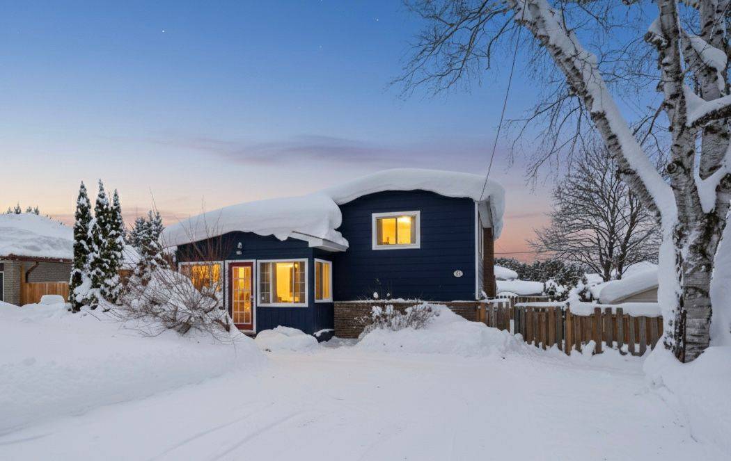 Midland, ON L4R 2J9,318 Colborne ST