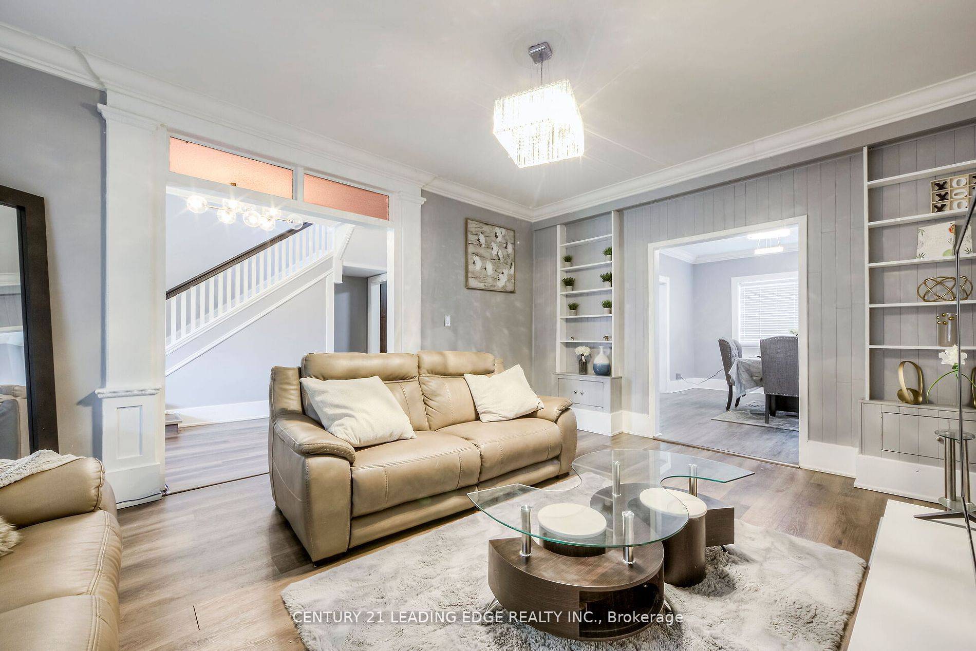 Peterborough, ON K9J 3K4,214 Aylmer ST