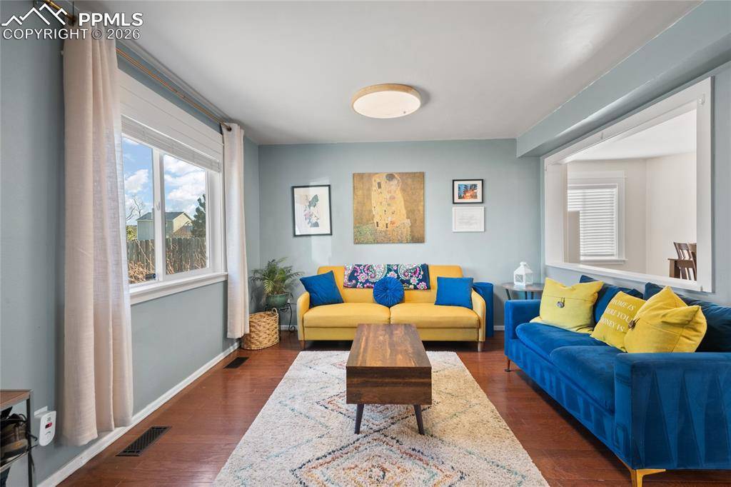 Colorado Springs, CO 80916,3396 Foxridge DR