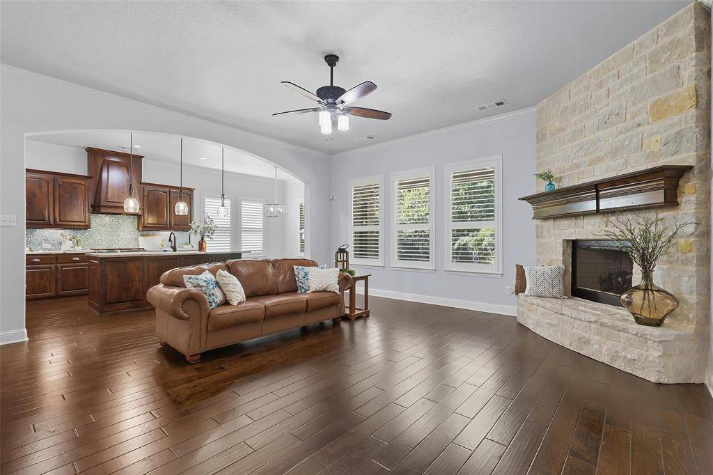 Burleson, TX 76028,245 Prairie Oak Court