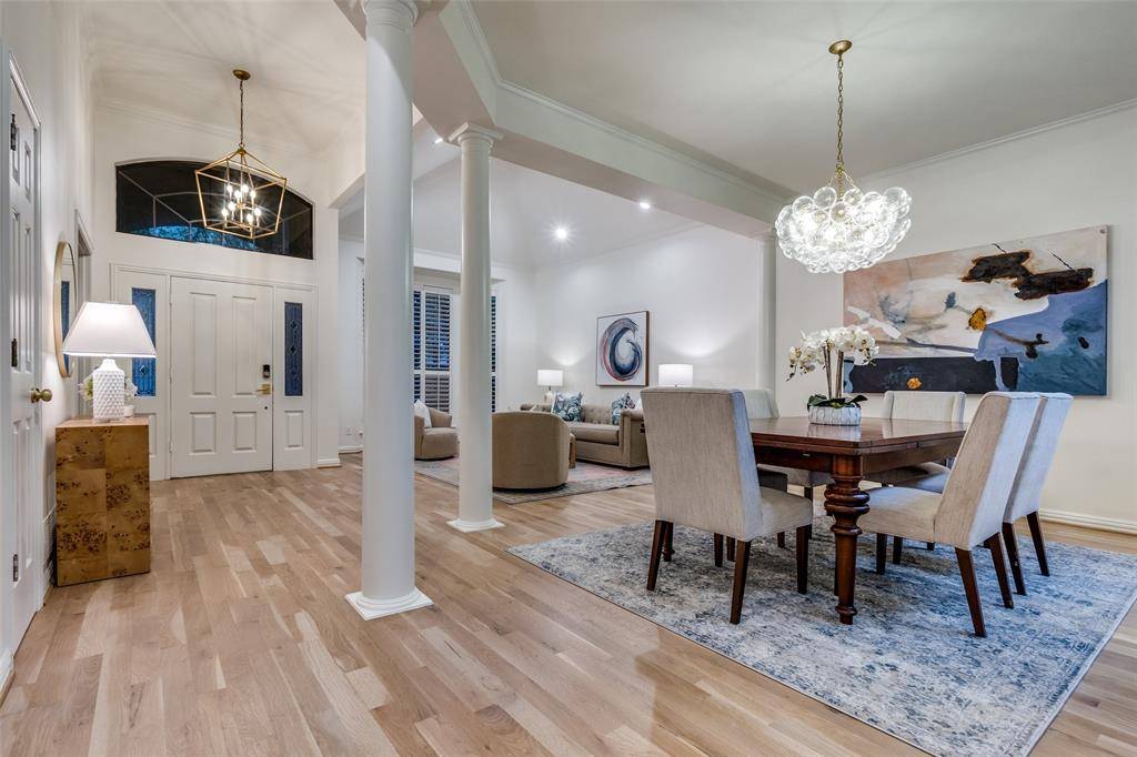 Dallas, TX 75225,7322 Lane Park Drive