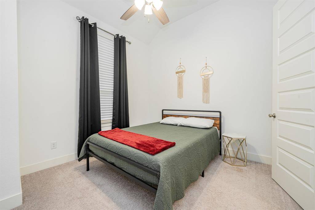 Forney, TX 75126,1633 Castleford Drive