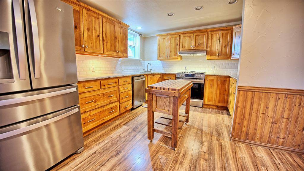 Bowie, TX 76230,584 W Alamo Road