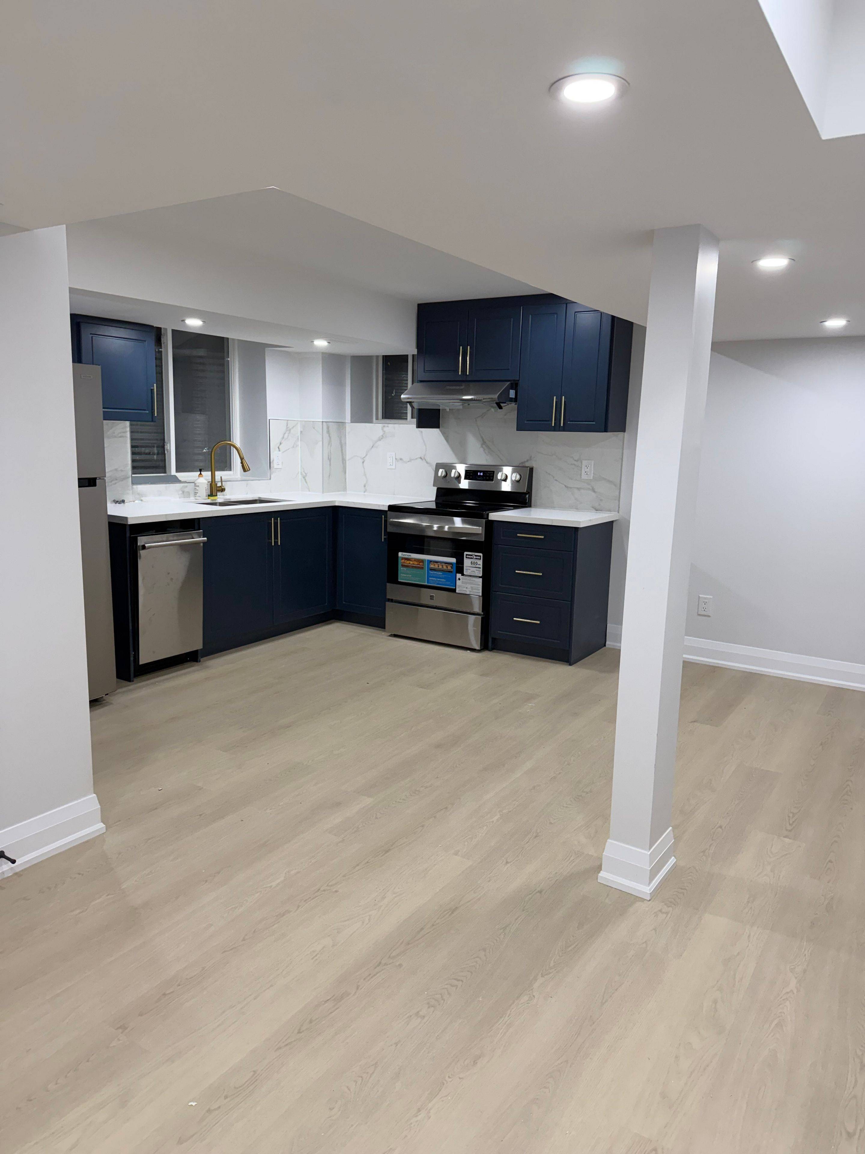 Whitby, ON L1P 0J2,1 Toulouse ST