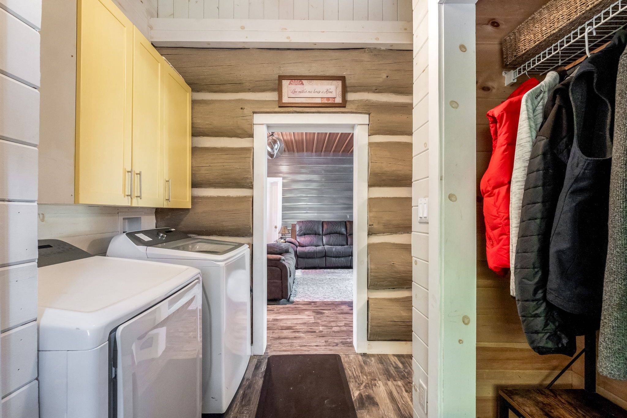 Brock, ON L0K 1A0,68 Talbot DR