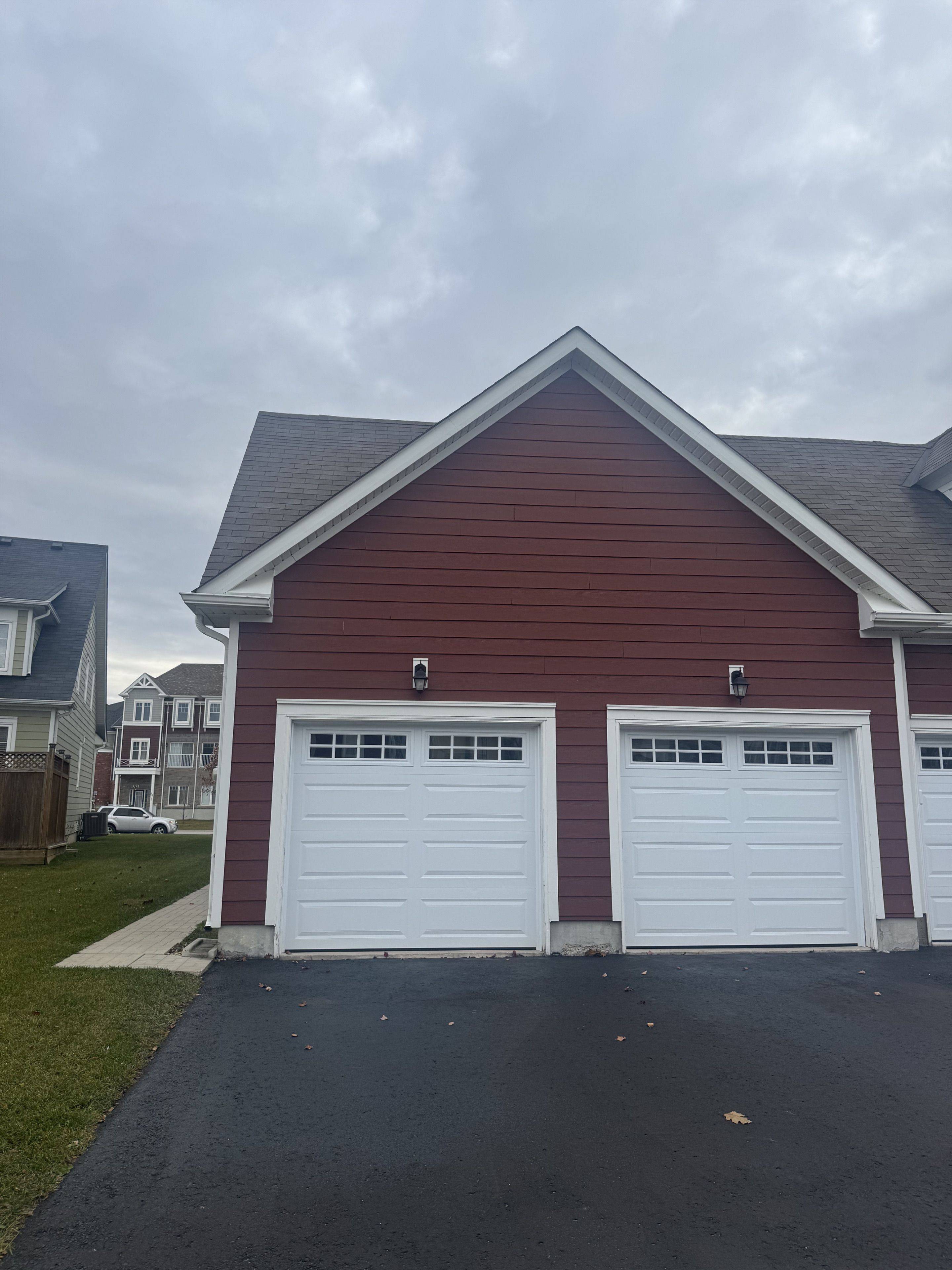 Wasaga Beach, ON L9Z 0G3,21 VILLAGE GATE DR