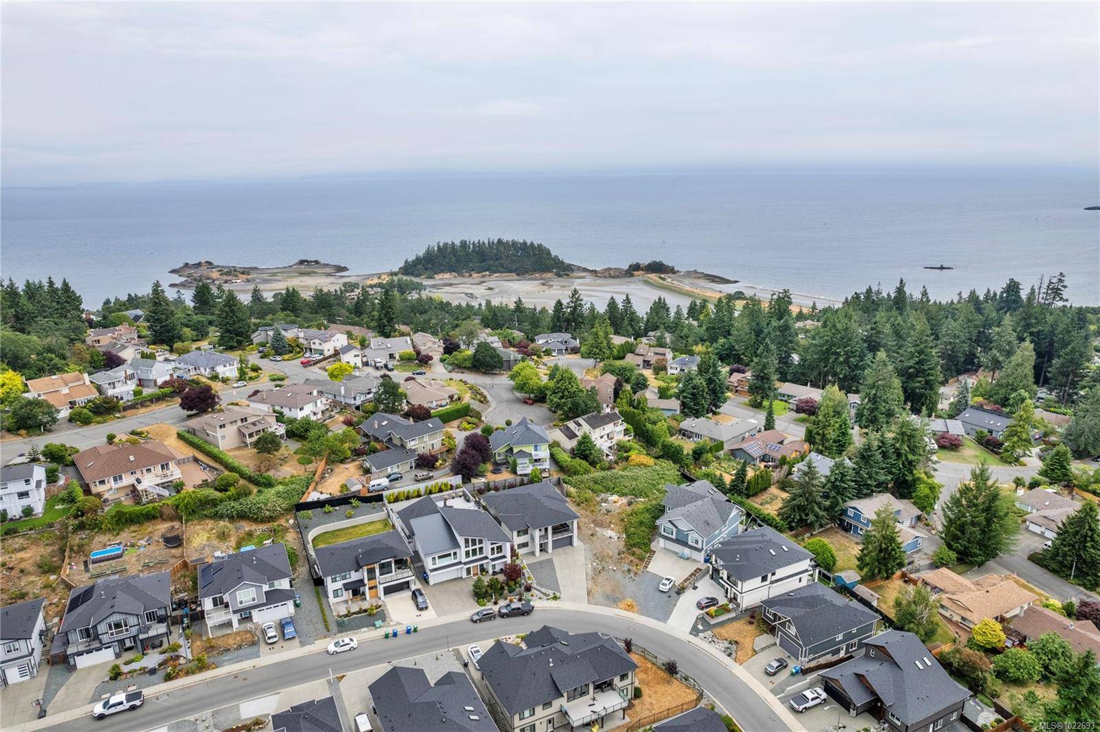 Nanaimo, BC V9T 0K8,152 Golden Oaks Cres