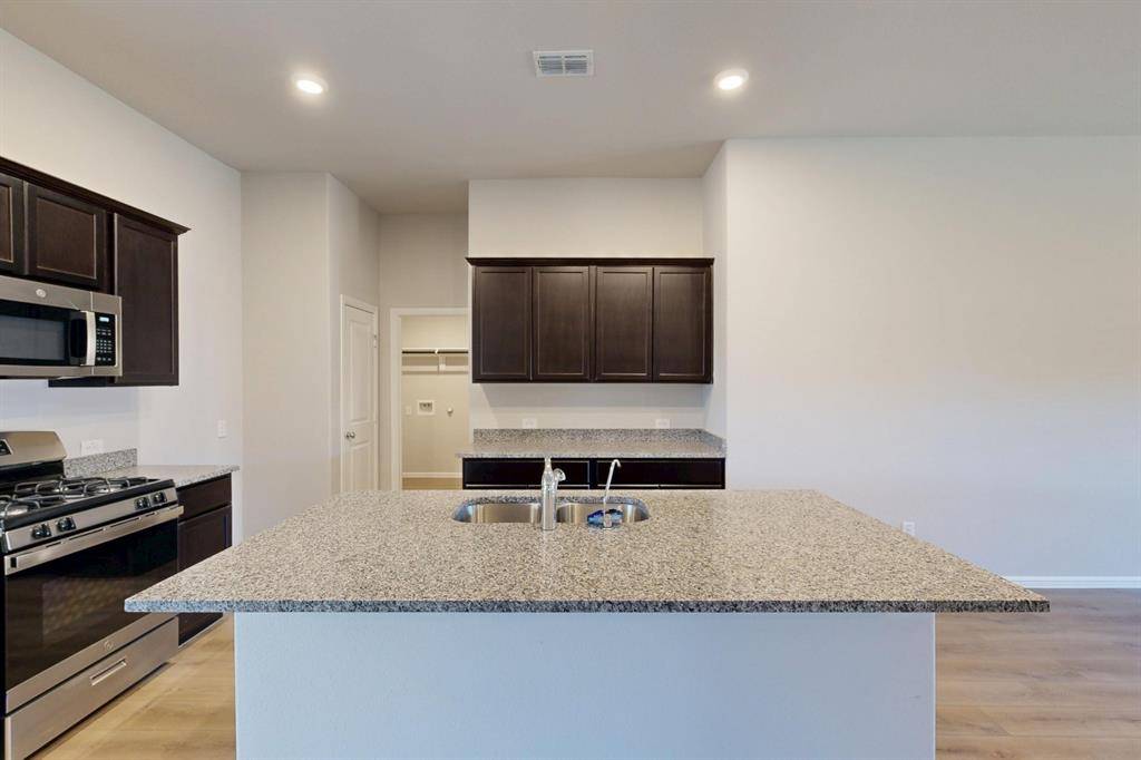 Denton, TX 76208,3413 Kingdom Drive