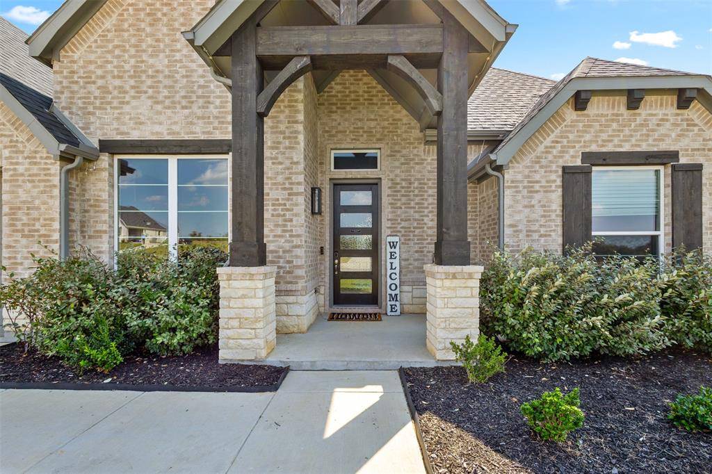 Reno, TX 76020,305 Monument Place