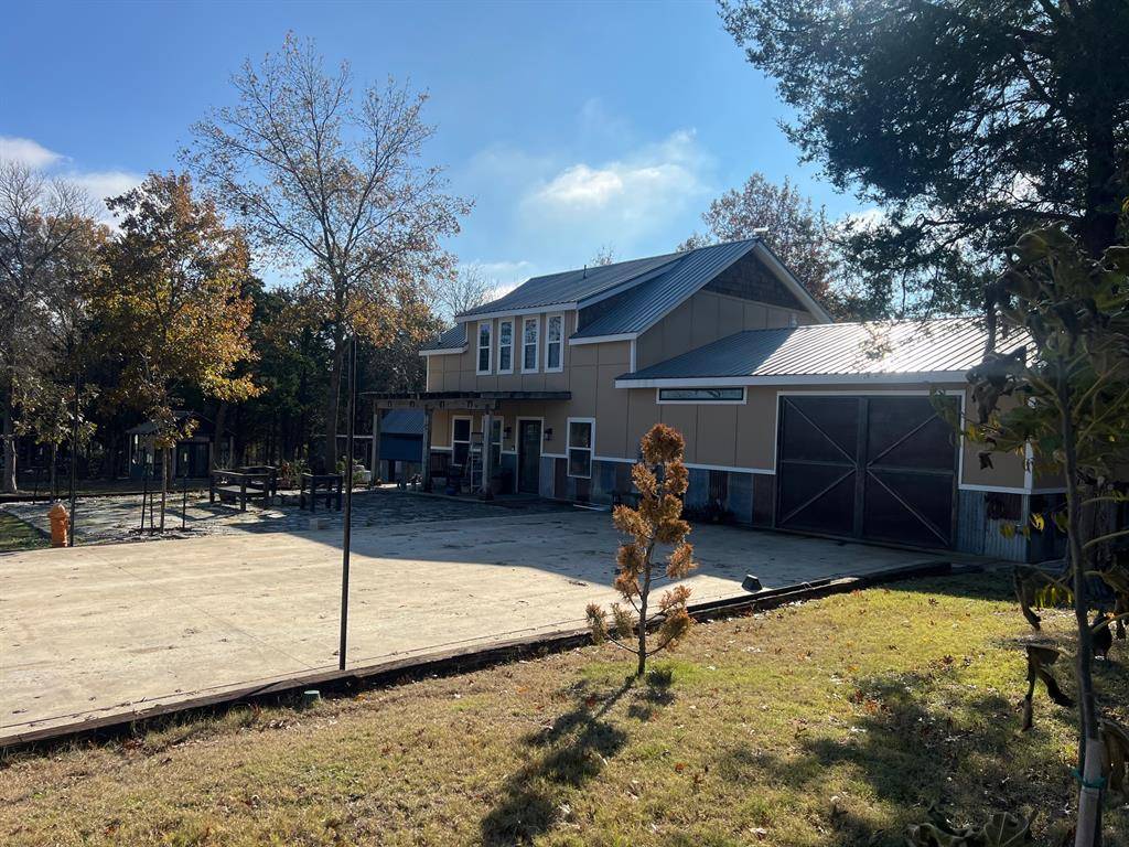 Leonard, TX 75452,272 County Road 4921