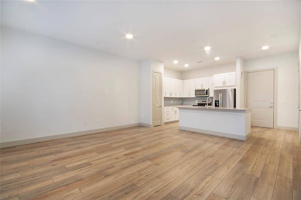 Plano, TX 75024,4700 W Spring Creek Parkway #10102