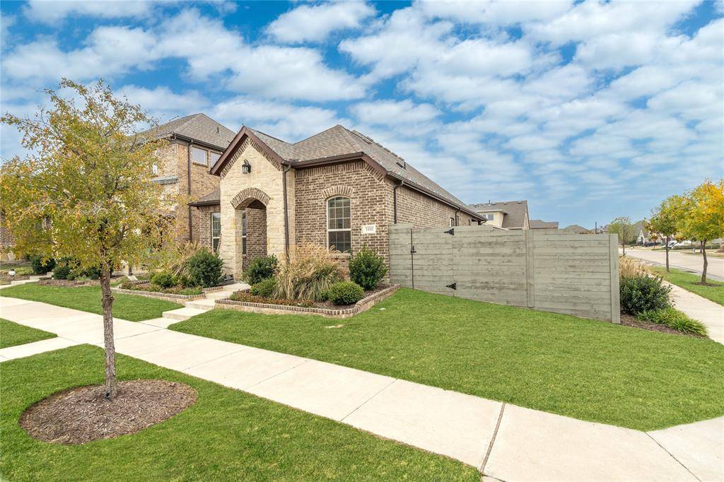 Argyle, TX 76226,1000 Lamp Post Lane