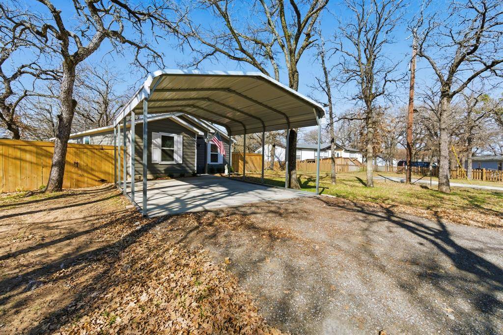 Pelican Bay, TX 76020,1337 Fox Hollow Court