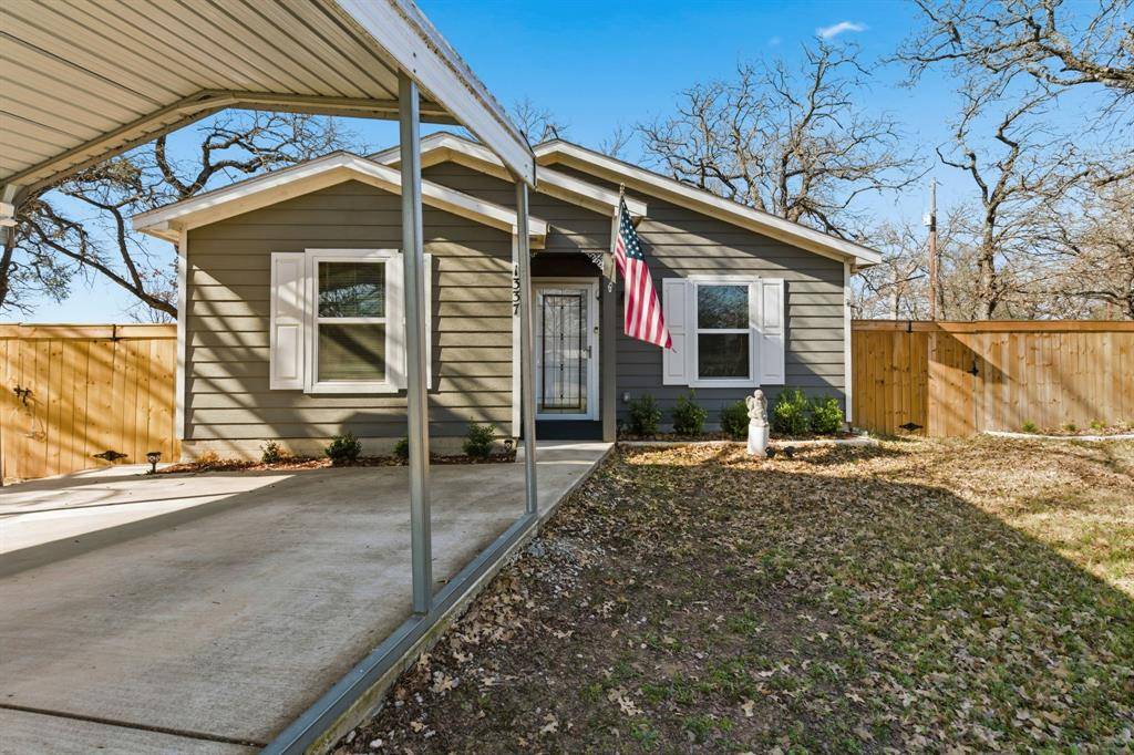 Pelican Bay, TX 76020,1337 Fox Hollow Court