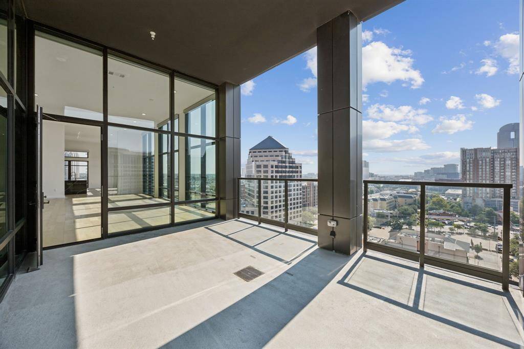 Dallas, TX 75201,2620 Maple Avenue #1101