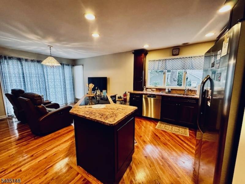 Jefferson Twp., NJ 07438,28 Old Fourth Dr