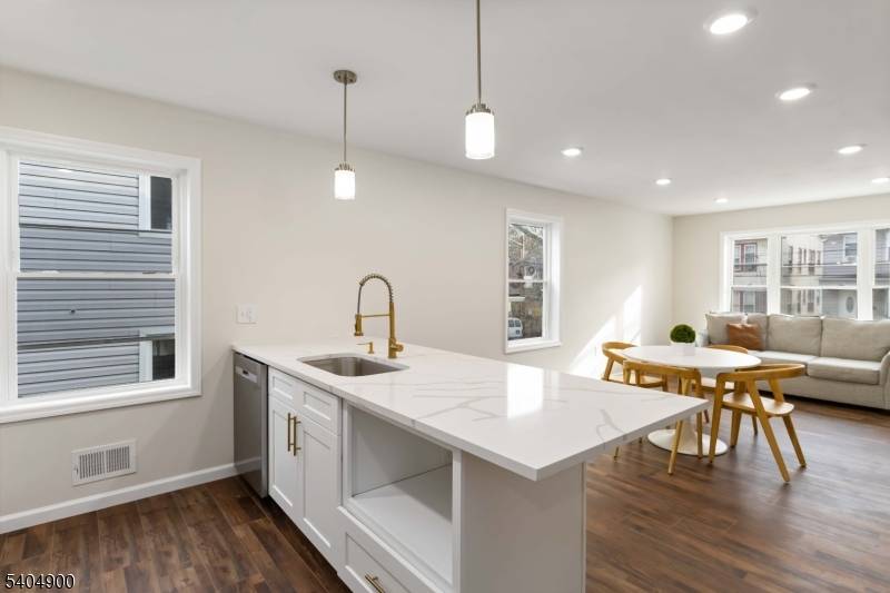 Irvington Twp., NJ 07111,155 Linden Ave