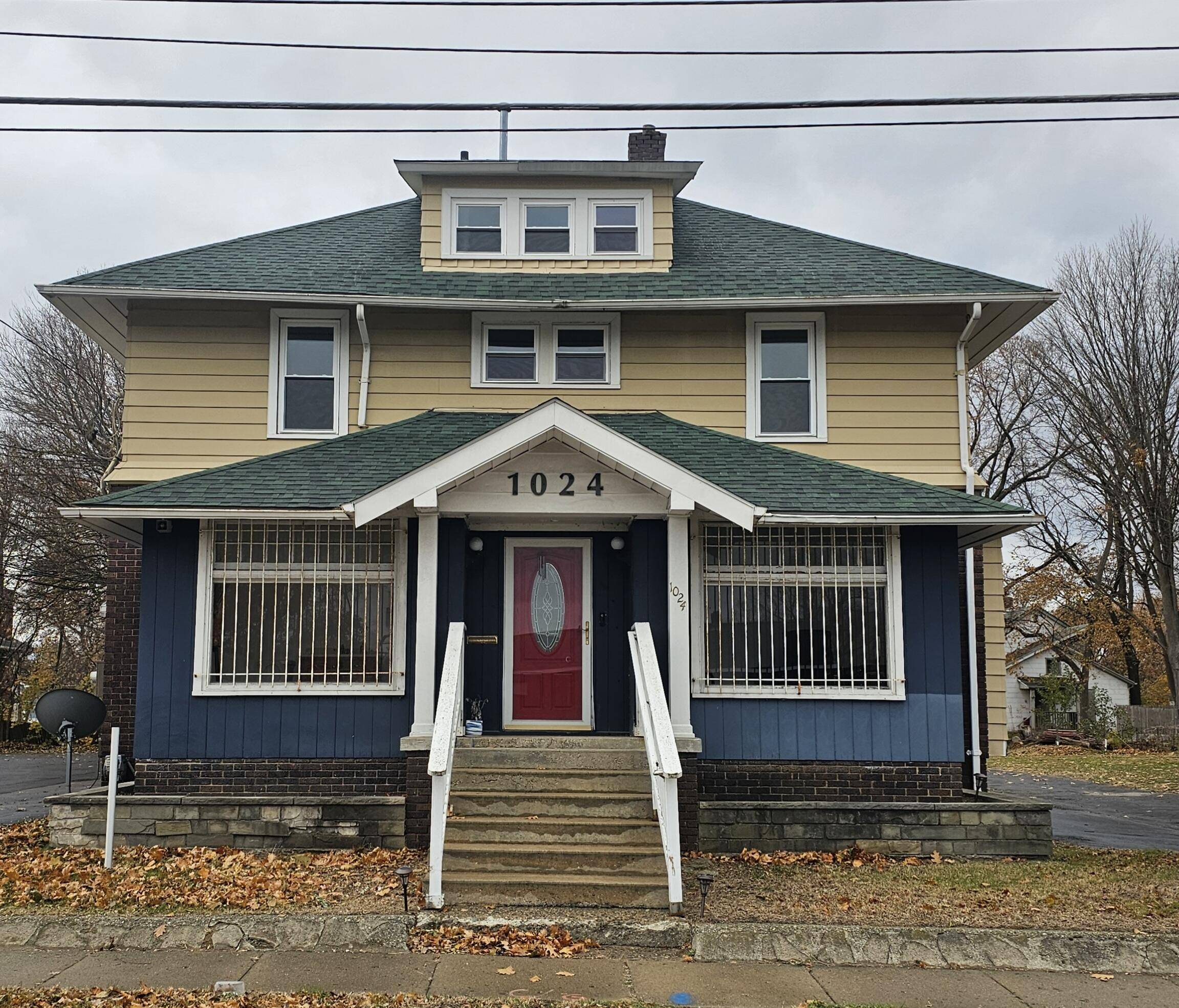 Flint, MI 48502,1024 S Grand Traverse ST