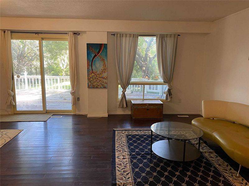 Toronto E05, ON M1W 3C3,58 Redheugh CRES