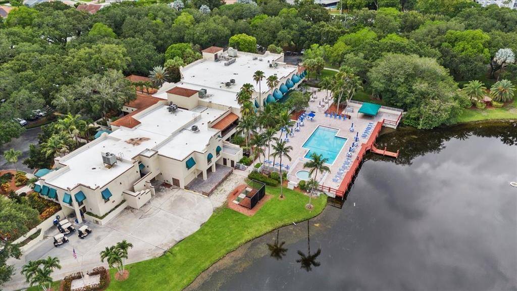 Davie, FL 33324,9470 Poinciana Pl #103