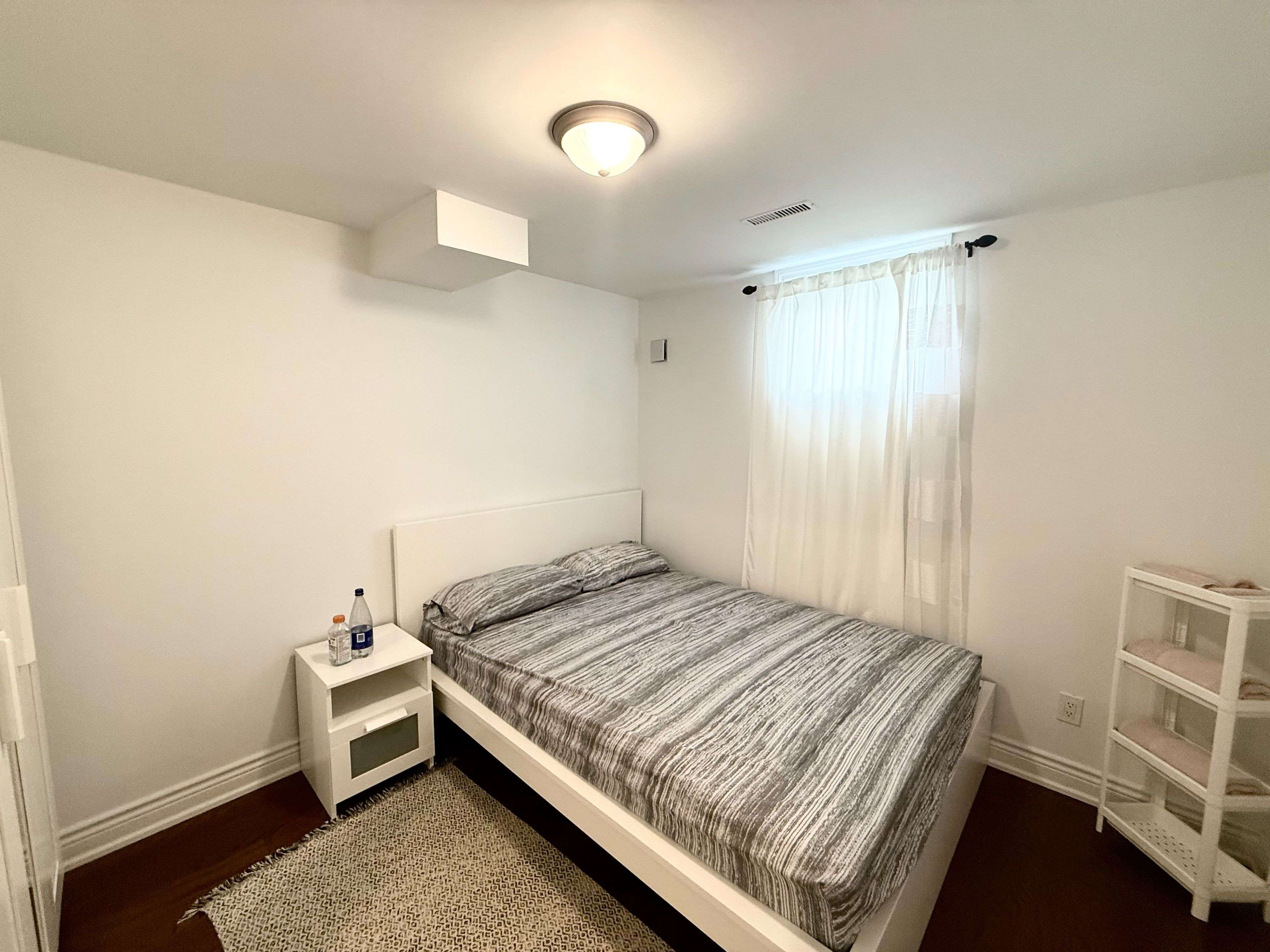 Markham, ON L6B 0P1,35 Oakmoor LN N