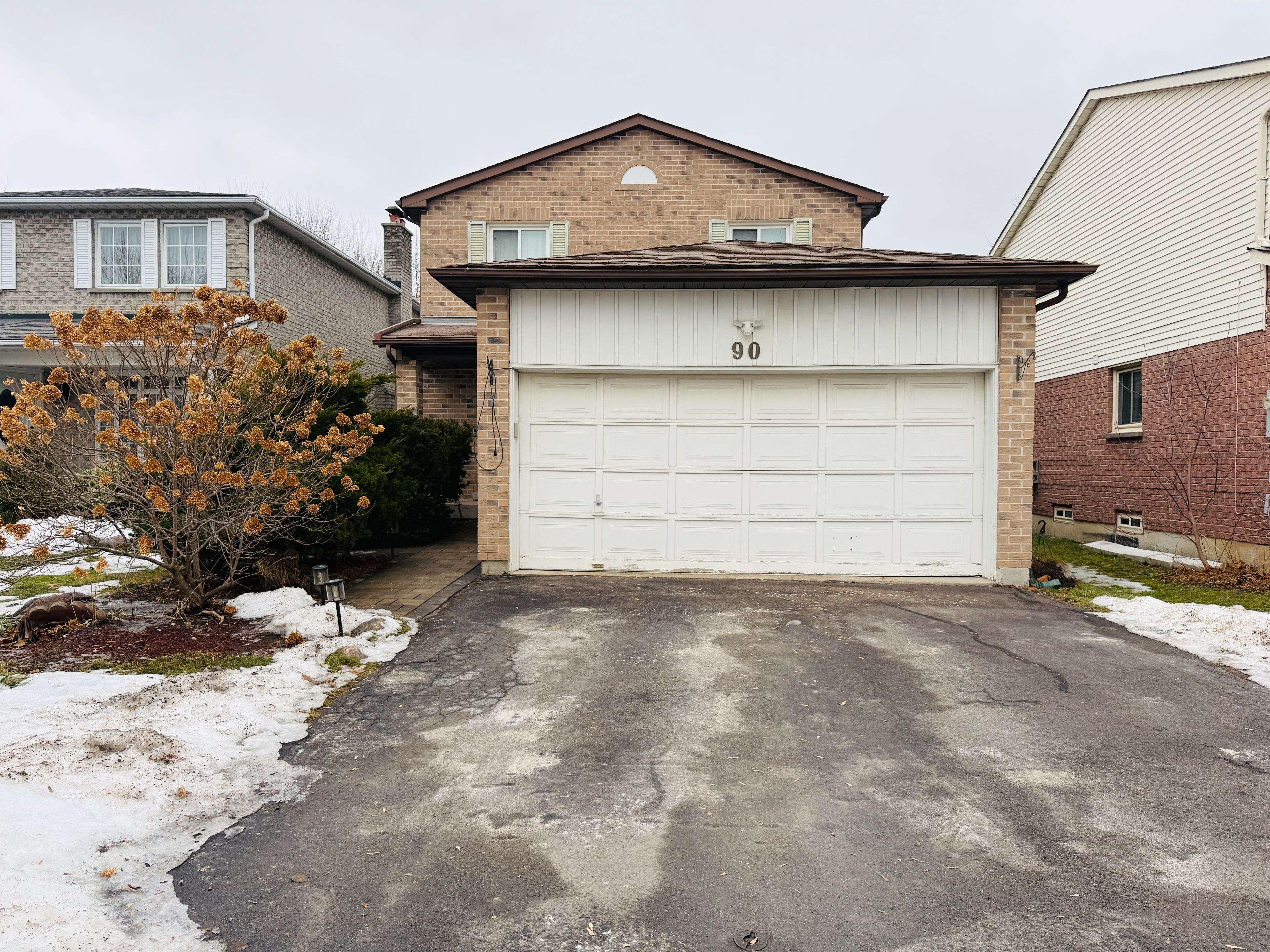 Richmond Hill, ON L4C 8H3,90 Nightstar DR #Basement