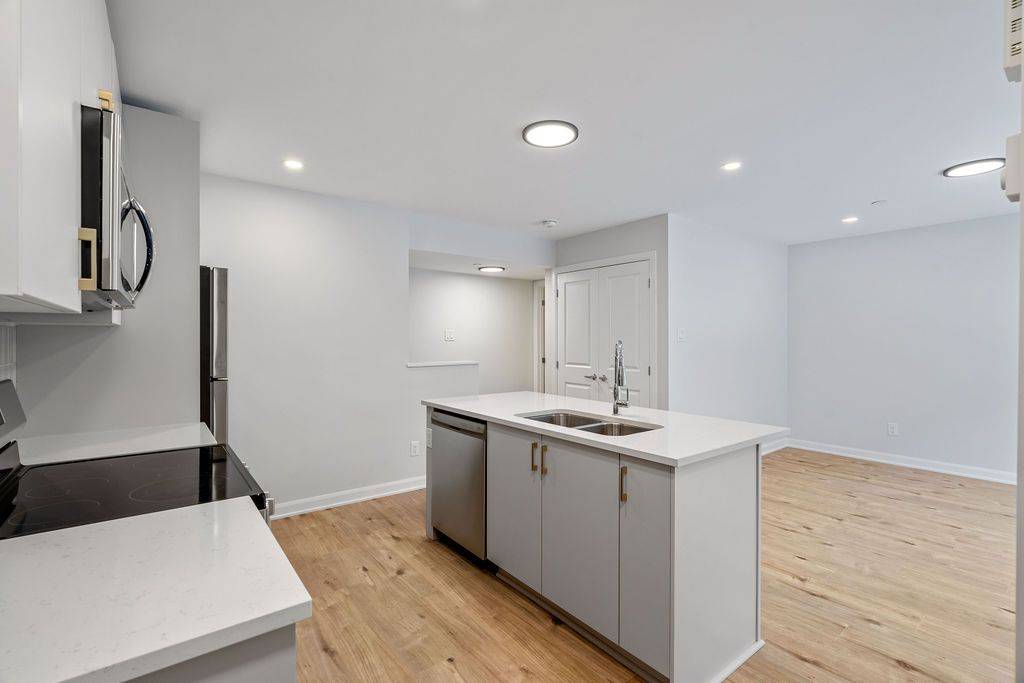 Barrhaven, ON K2J 7N6,301 Glenroy Gilbert DR #20