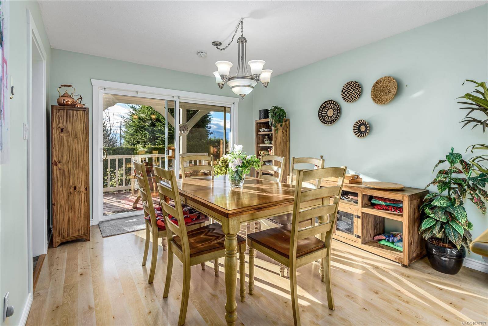 Courtenay, BC V9N 6Y1,675 Evergreen Ave