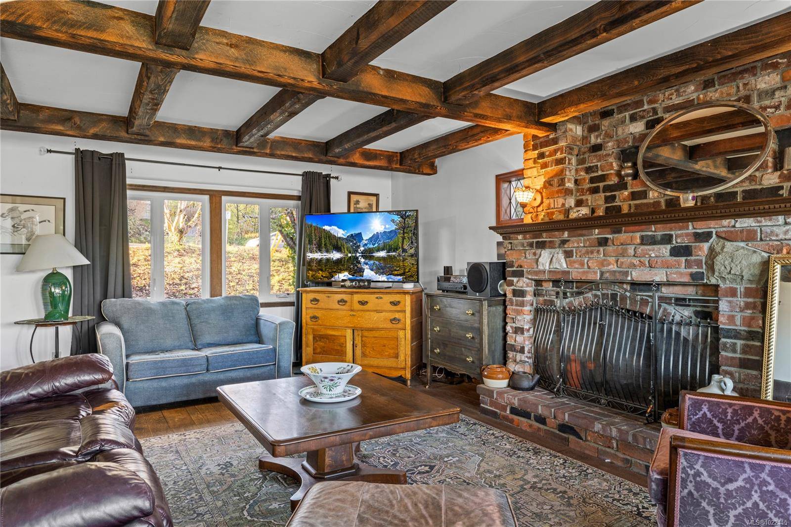 Nanaimo, BC V9S 2X9,618 Beach Dr