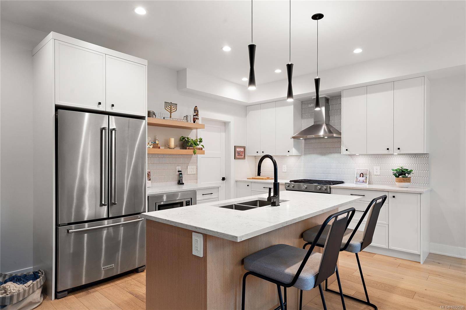 Langford, BC V9B 5N1,1313 Gabbro Lane