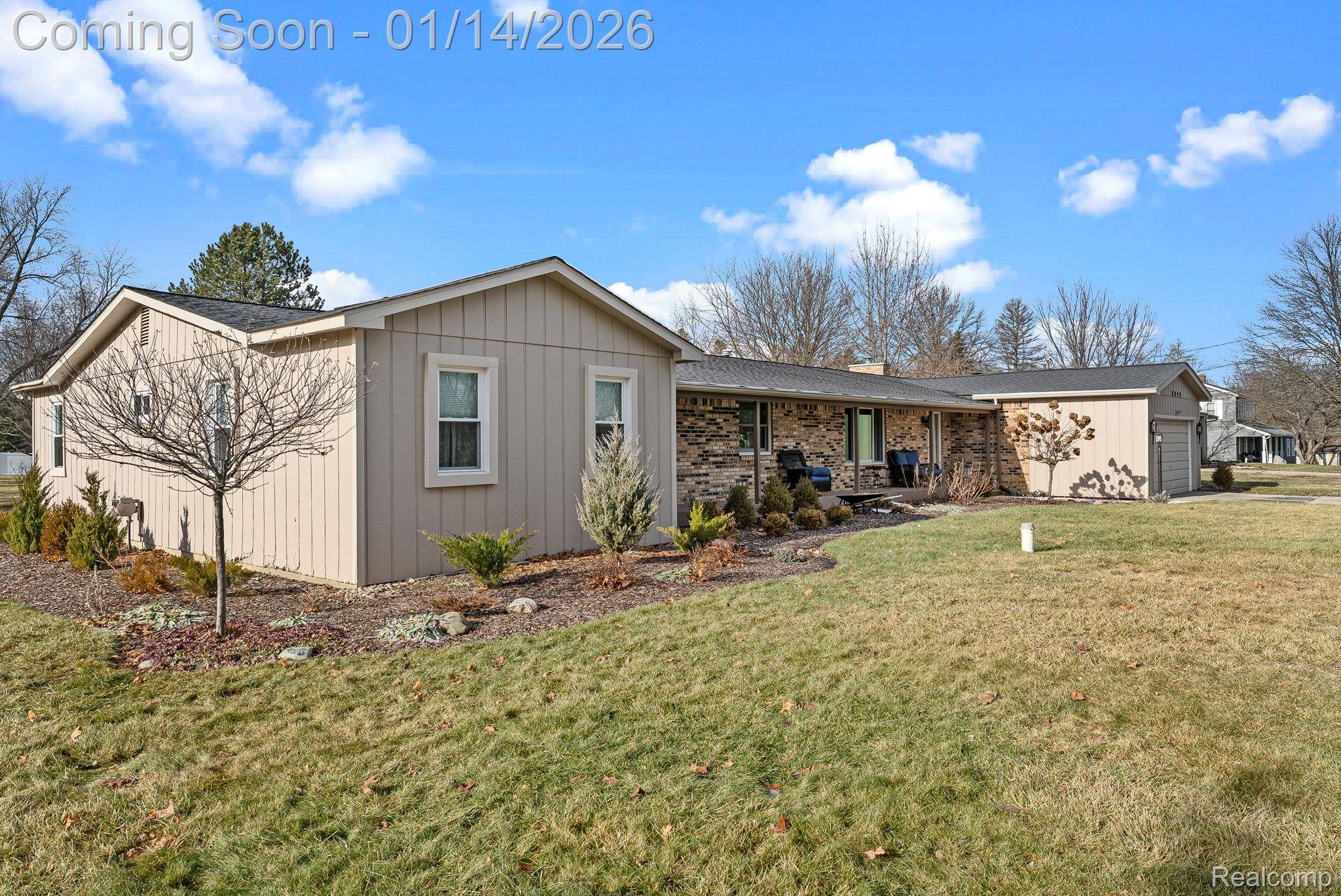 Grand Blanc, MI 48439,8098 Dover DR