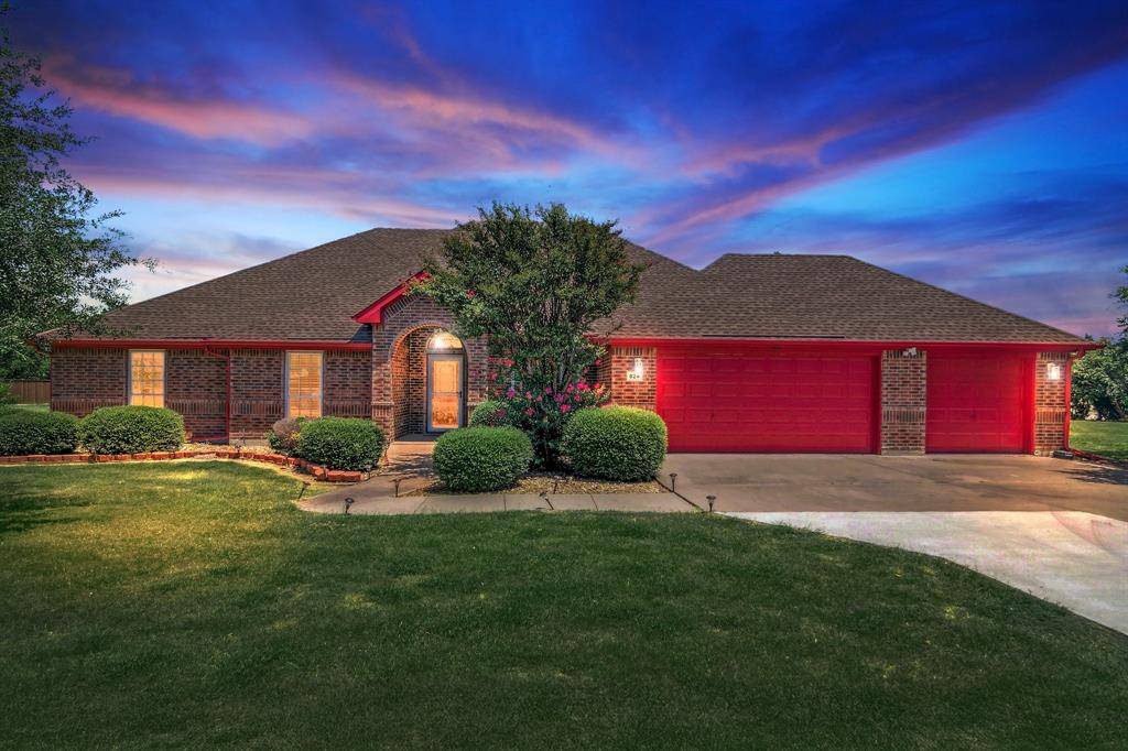 Lavon, TX 75166,824 Rolling Meadow Drive
