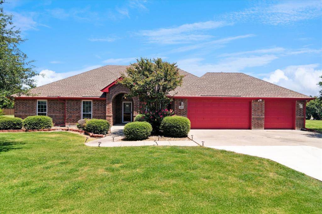 Lavon, TX 75166,824 Rolling Meadow Drive