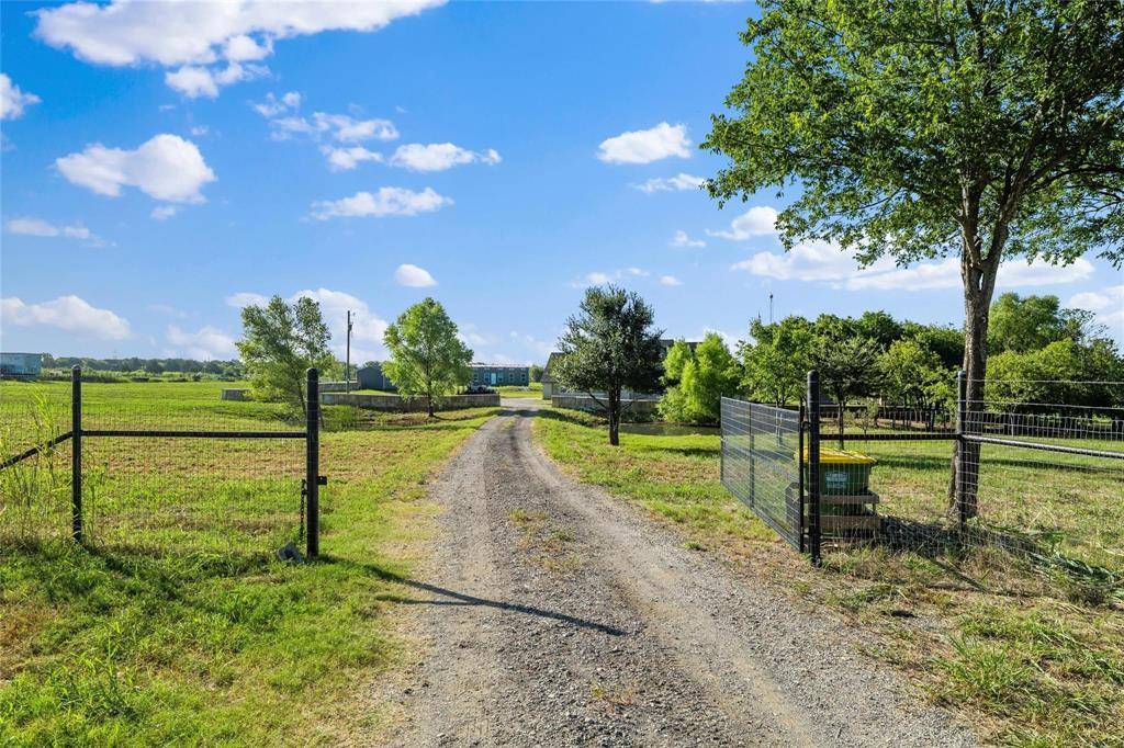 Venus, TX 76084,1421 Fm 2258