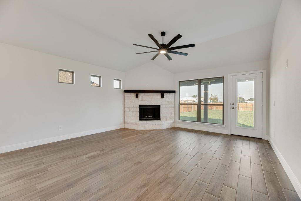 Pilot Point, TX 76258,583 Mb S Way