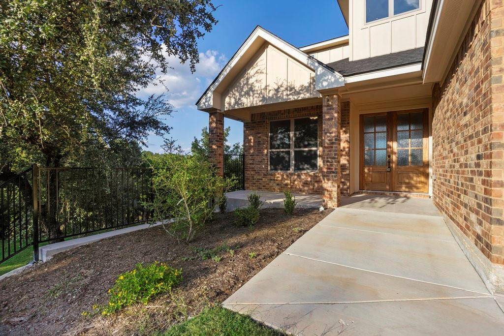 Belton, TX 76513,2136 Oak Draw Court