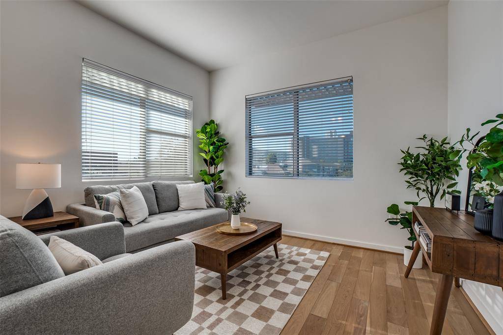 Dallas, TX 75204,3015 Bryan Street #3B