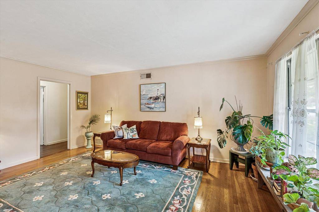 Fort Worth, TX 76109,4805 Hildring Drive E