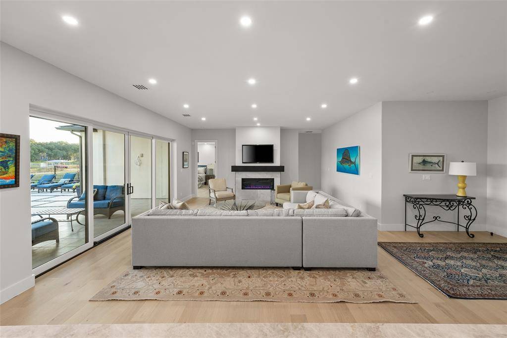 Pelican Bay, TX 76020,1532 Laguna Bay N