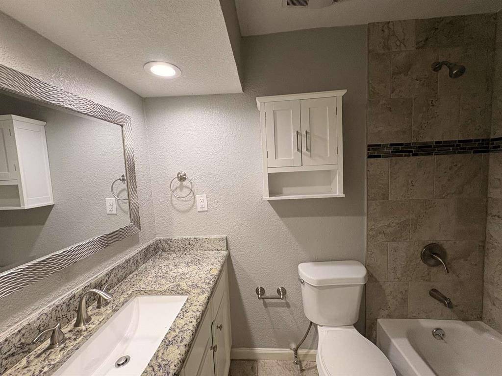 Plano, TX 75075,1400 Meadowcrest Drive