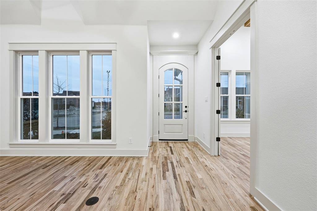 Midlothian, TX 76065,321 Garrett Way