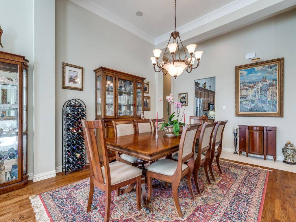 Dallas, TX 75287,5217 Tennington Park