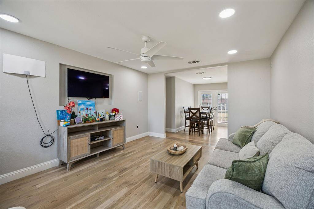 Dallas, TX 75241,4106 Mehalia Drive